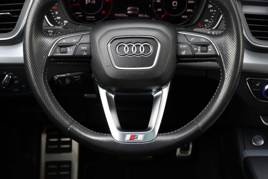 Audi Q5 3.0 TDI Quattro Sport S Line Black Edition | Luchtvering | Bang&Olufsen | ACC | Nappa Leder | Memory | Surround Camera | Stoelverwarming V+A | Panoramadak |
