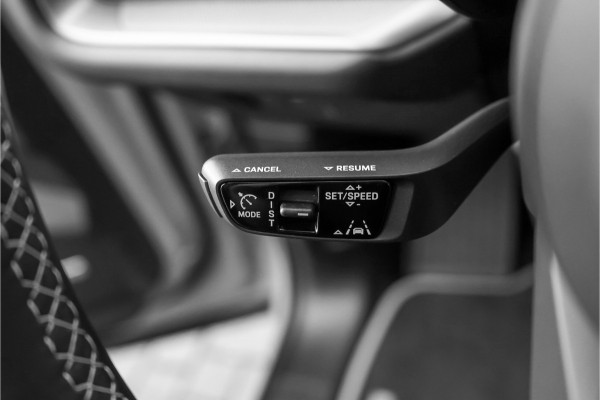 Porsche Cayenne Coupé 3.0 E-Hybrid Sport Design Pano ACC Stoelventilatie 18-wegs Bose 22"