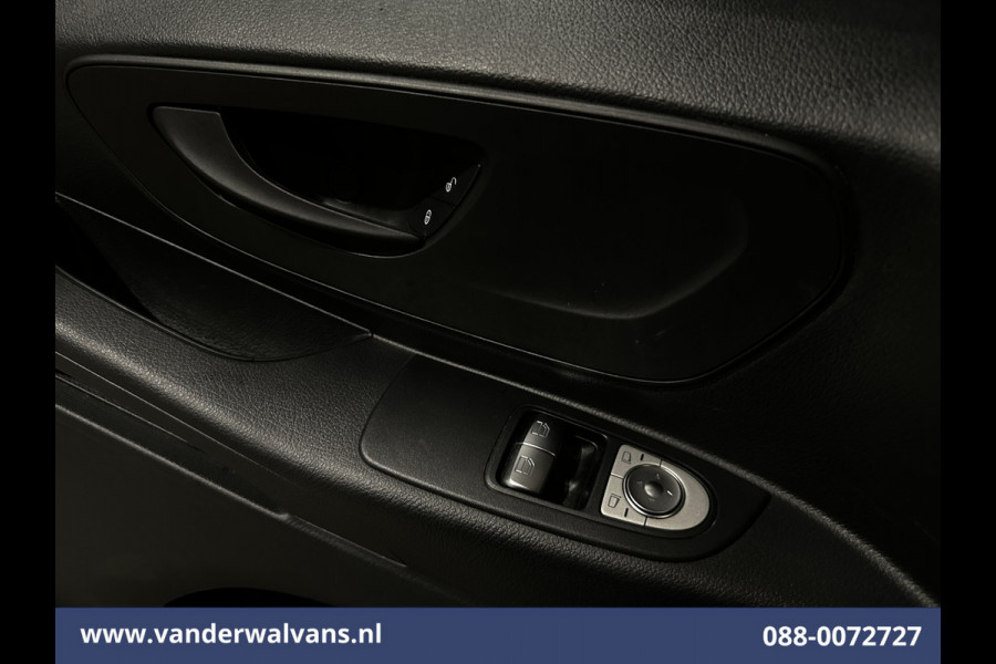 Mercedes-Benz Vito 114 CDI 136pk L2H1 Euro6 Airco | Camera | Cruisecontrol | Parkeersensoren Bijrijdersbank, Achterklep