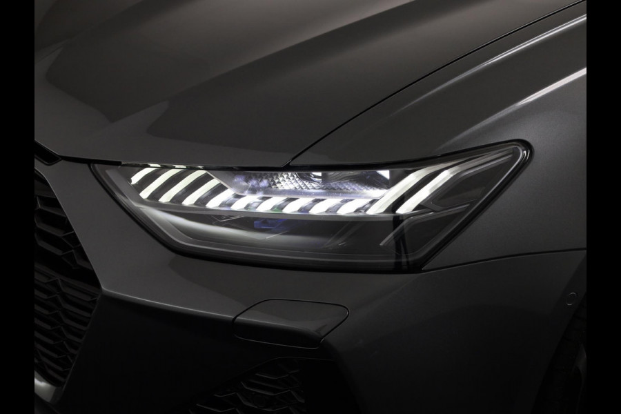 Audi RS6 Avant 4.0 TFSI quattro 600pk | Panoramadak | Keramische remmen | Head up Display | B&O | Servo sluiting | Vierwiel besturing |