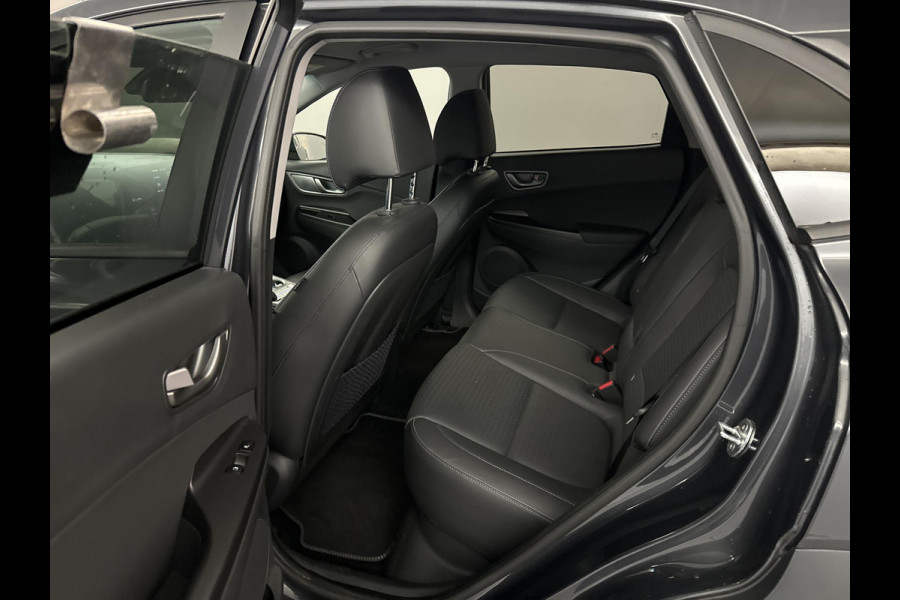 Hyundai Kona EV Premium 64 kWh | Slechts 33.500 KM| SOH 95,3 % | Volledig Dealeronderhouden |