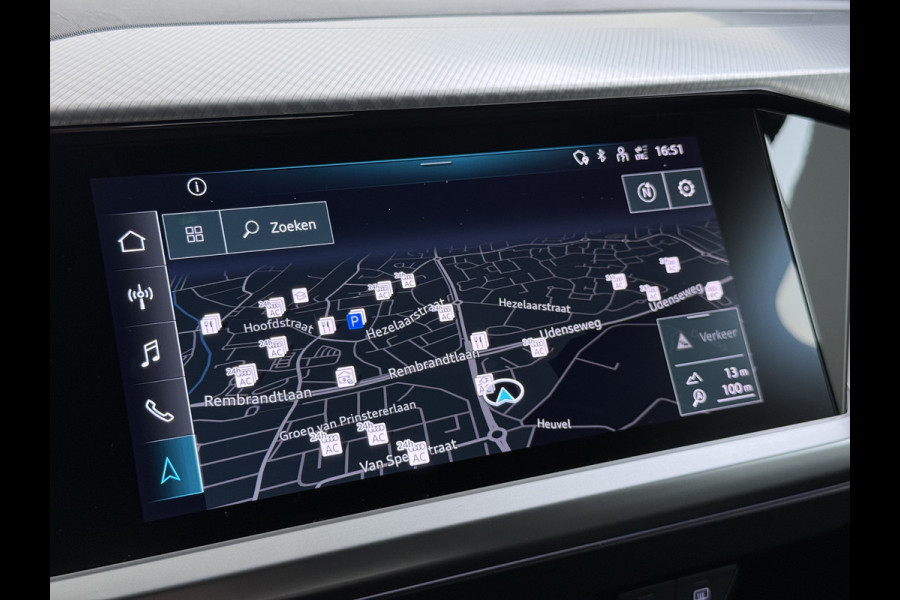 Audi Q4 e-tron 40 82kWh Trekhaak Matrix Led 19" Sportst.+Verwarmd Apple Carplay Android Navi Launch Edition Advanced Ecc Pdc Elek.Achterklep Cruise Control Lmv Isofix DAB 1.000KG Trekgewicht 1e Eigenaar Origineel Nederlandse Auto