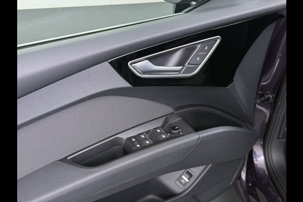 Audi Q4 e-tron 40 82kWh Trekhaak Matrix Led 19" Sportst.+Verwarmd Apple Carplay Android Navi Launch Edition Advanced Ecc Pdc Elek.Achterklep Cruise Control Lmv Isofix DAB 1.000KG Trekgewicht 1e Eigenaar Origineel Nederlandse Auto