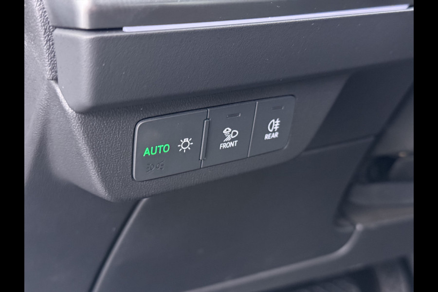 Audi Q4 e-tron 40 82kWh Trekhaak Matrix Led 19" Sportst.+Verwarmd Apple Carplay Android Navi Launch Edition Advanced Ecc Pdc Elek.Achterklep Cruise Control Lmv Isofix DAB 1.000KG Trekgewicht 1e Eigenaar Origineel Nederlandse Auto