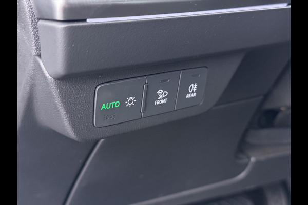 Audi Q4 e-tron 40 82kWh Trekhaak Matrix Led 19" Sportst.+Verwarmd Apple Carplay Android Navi Launch Edition Advanced Ecc Pdc Elek.Achterklep Cruise Control Lmv Isofix DAB 1.000KG Trekgewicht 1e Eigenaar Origineel Nederlandse Auto