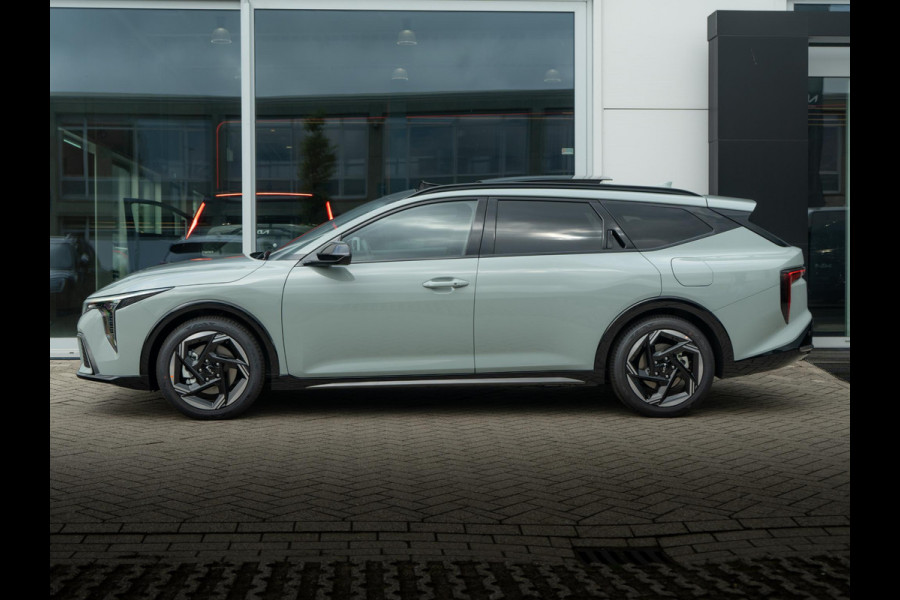 Kia K4 Sportswagon 1.0 T-GDi MHEV GT-Line Launch Edition (pano) | Actieprijs* | OP VOORRAAD | Navi. | Clima. | Glazen Schuif-/Kanteldak | Adapt. Cruise. | Dodehoekassistentie | Stoel&Stuur Verwarming | GT-Line Vegan Lederen Stoelbekleding