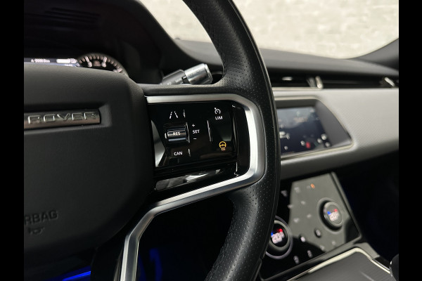 Land Rover Range Rover Evoque 1.5 P300e AWD R-Dynamic | Panorama | Leder | Meridian-Sound | Black-Optic | Sfeerverlichting | Stoelverwarming | Stuurverwarming | Camera | Elek. Achterklep | Voorruit Verwarming | Elektrische Stoelen | Lane Assist |