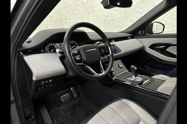 Land Rover Range Rover Evoque 1.5 P300e AWD R-Dynamic | Panorama | Leder | Meridian-Sound | Black-Optic | Sfeerverlichting | Stoelverwarming | Stuurverwarming | Camera | Elek. Achterklep | Voorruit Verwarming | Elektrische Stoelen | Lane Assist |