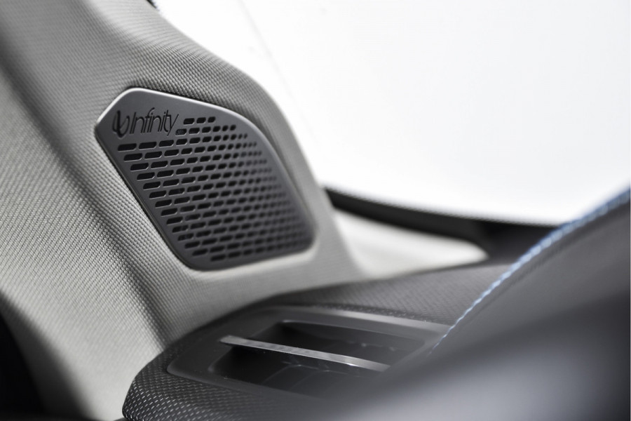Lynk & Co 01 1.5 PHEV 261PK MY22 | 360 Camera | 7 .4 kWh Boordlader | S/K-panodak | Adapt. Cruise | Memory | Elek. klep | LM 20" | 5314