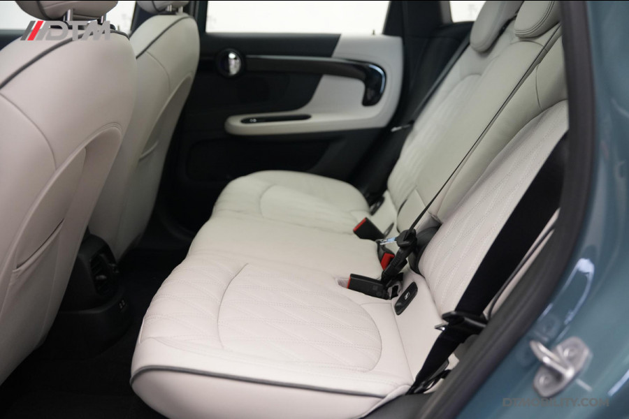 MINI Countryman 1.5 Cooper S E ALL4 | Panorama | Chester | Camera