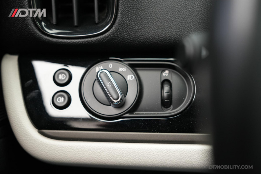 MINI Countryman 1.5 Cooper S E ALL4 | Panorama | Chester | Camera