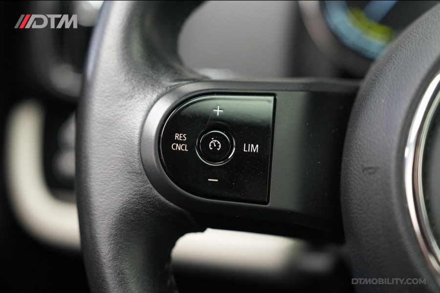 MINI Countryman 1.5 Cooper S E ALL4 | Panorama | Chester | Camera