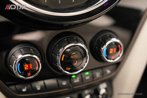 MINI Countryman 1.5 Cooper S E ALL4 | Panorama | Chester | Camera