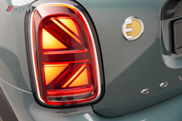 MINI Countryman 1.5 Cooper S E ALL4 | Panorama | Chester | Camera