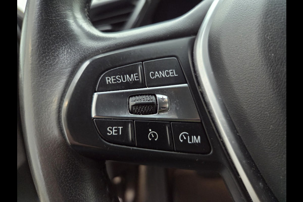 BMW 1-serie 118i Executive Edition Sportline | Cruise Contol | Ambiance Verlichting | Navigatie | Keyless | Parkeersensoren | Climate Control | LED | BTW