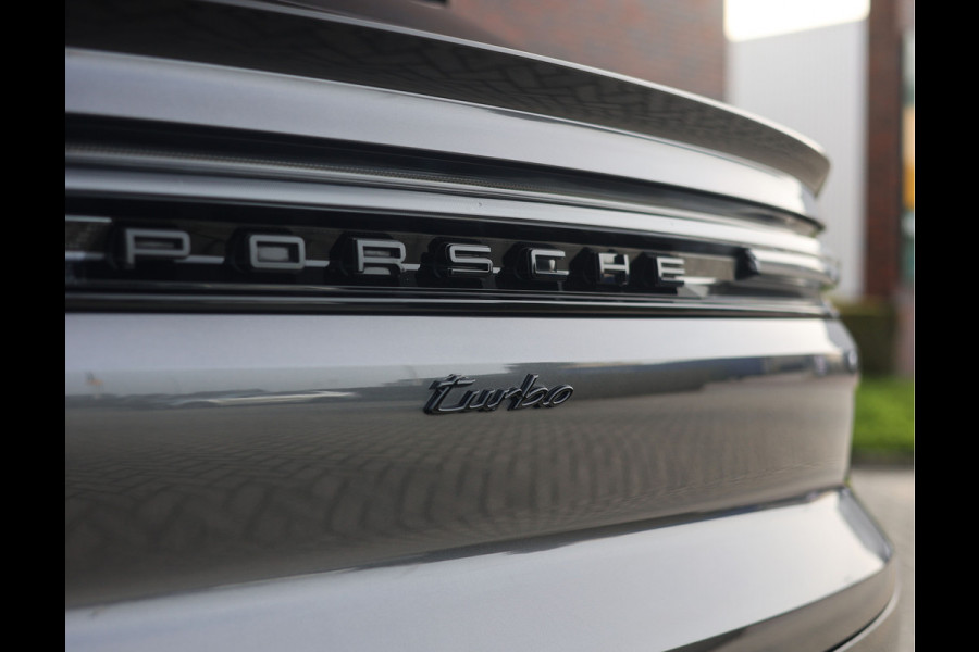 Porsche Cayenne Coupé 4.0 Turbo E-Hybrid | Techart - Pano - Trekhaak - Sport Chrono