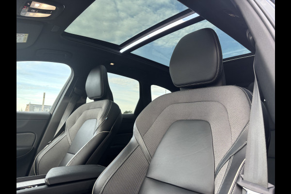 Volvo XC60 2.0 T8 Plug-in hybrid AWD Ultimate Dark Long Range | Zwenkbare trekhaak | Panoramadak | Adaptieve cruise | Memory | Blis | Harman Kardon |