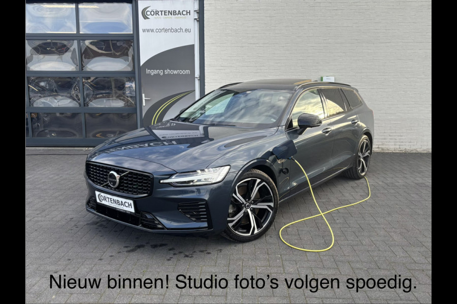 Volvo V60 2.0 T8 Plug-in hybrid AWD Ultra Dark | Zwenkbare trekhaak | Bowers&Wilkins | Stoelmassage + Verkoeling | Panoramadak | Memory | Blis |