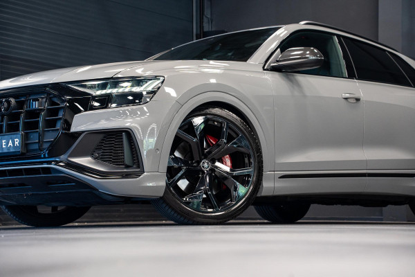 Audi SQ8 4.0 TFSI quattro *Bang & Olufsen / Panorama / Vierwielbesturing / HUD / Surround-view / Standverwarming*