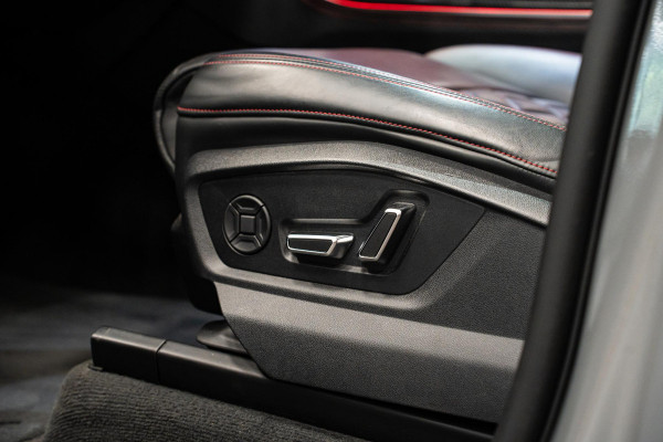 Audi SQ8 4.0 TFSI quattro *Bang & Olufsen / Panorama / Vierwielbesturing / HUD / Surround-view / Standverwarming*