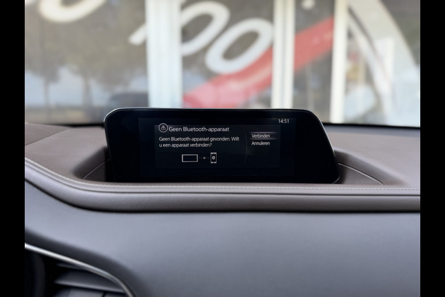 Mazda CX-30 2.0 e-SkyActiv-X M Hybrid Comfort / Keyless / Trekhaak / 18"LM / Carplay / Navi / PDC + Camera