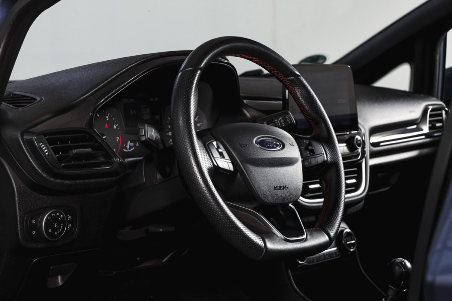 Ford Fiesta 1.0 EcoBoost 100 PK ST-Line Orig. NL | Cruise | Winterpakket | PDC | Camera | NAV + App. Connect | ECC | LM 17" |