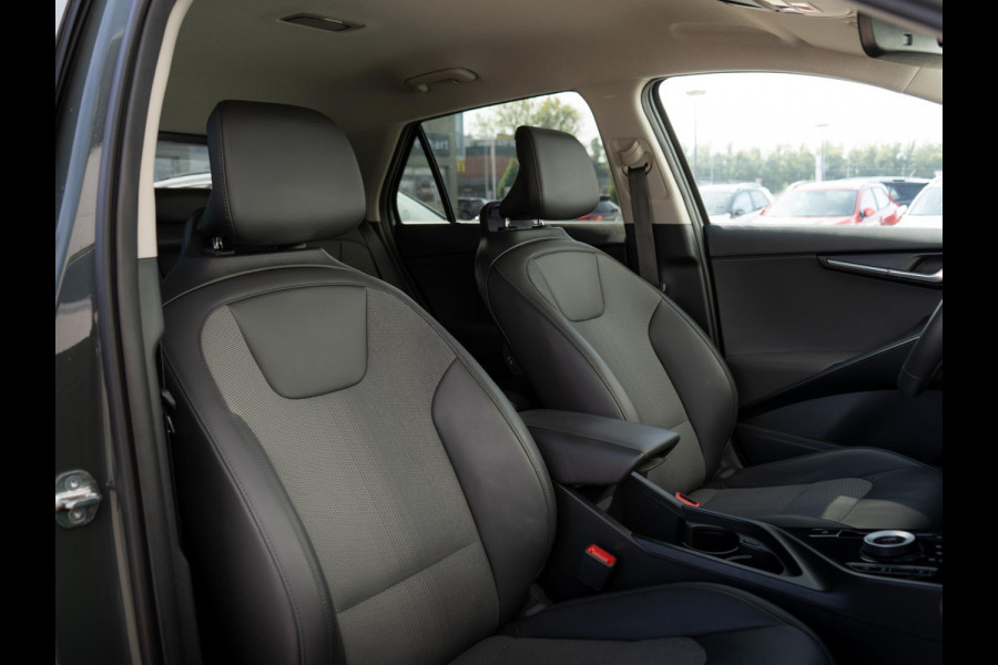 Kia Niro EV Edition 64.8 kWh | Stoel en stuurverwarming | PDC voor en achter |