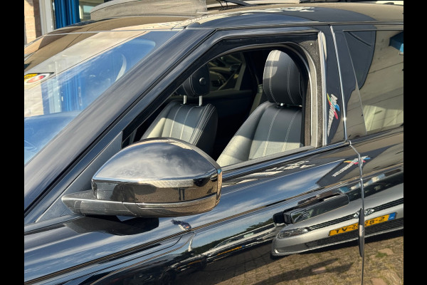 Land Rover Range Rover Velar 2.0 P250 Turbo AWD R-Dynamic SE
