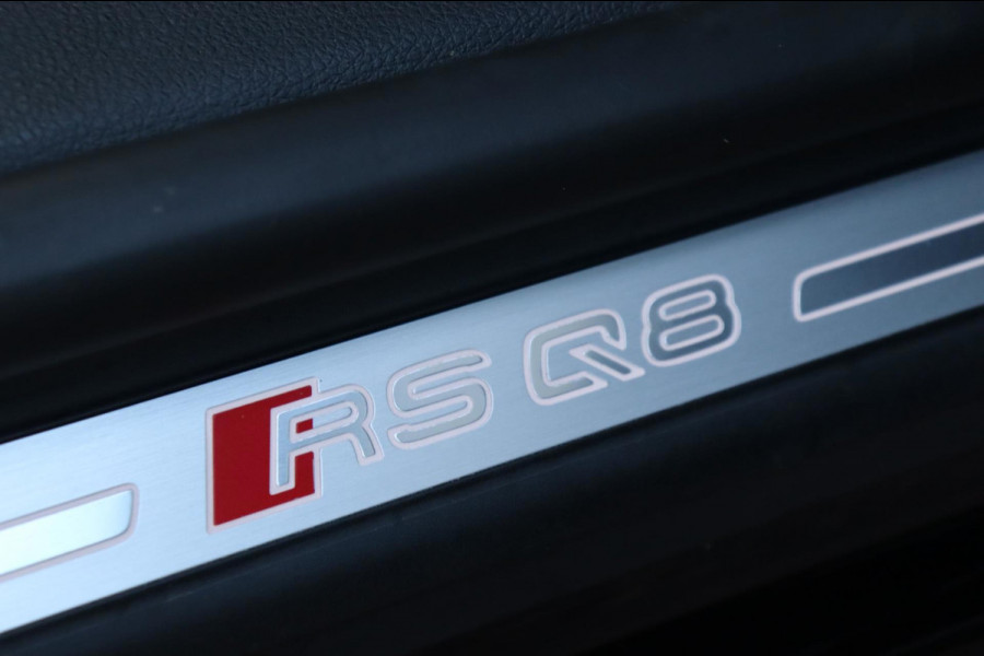 Audi RSQ8 4.0TFSI quattro Dynamic plus Exclusive 1e eig. standkachel keramisch B&O trekhaak schuifdak massage+ventilatie hud enz.