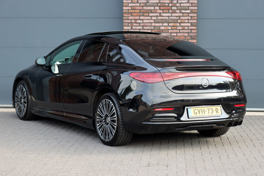 Mercedes-Benz EQE 300 AMG Line 89 kWh | Luchtvering | Distronic+ | Panoramadak | Leder | Burmester | Digital Light | Verwarmd Stuurwiel | Surround Camera | Keyless Go |
