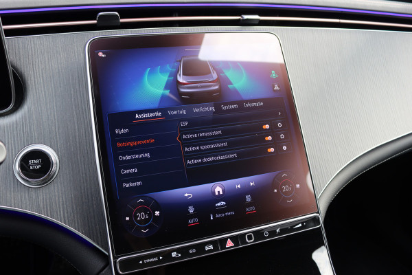 Mercedes-Benz EQE 300 AMG Line 89 kWh | Luchtvering | Distronic+ | Panoramadak | Leder | Burmester | Digital Light | Verwarmd Stuurwiel | Surround Camera | Keyless Go |