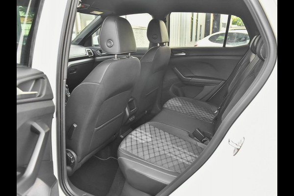 Volkswagen T-Cross 1.5 TSI R-Line Camera Navi Trekhaak Carplay