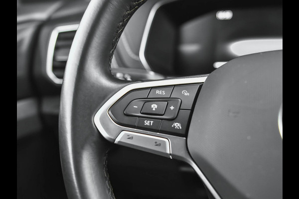 Volkswagen T-Cross 1.5 TSI R-Line Camera Navi Trekhaak Carplay