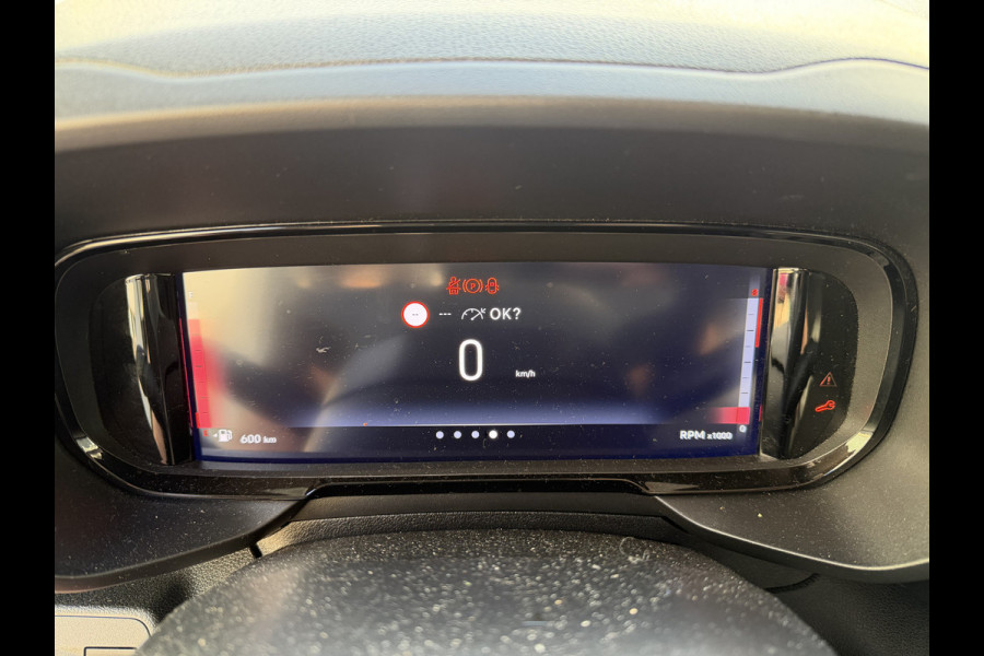 Fiat Doblò 100pk L2 1000kg (Laadruimte betimmering - Camera - Airco - Navigatie - Parkeersensoren V+A - Digitale spiegel - Moduwork - Apple