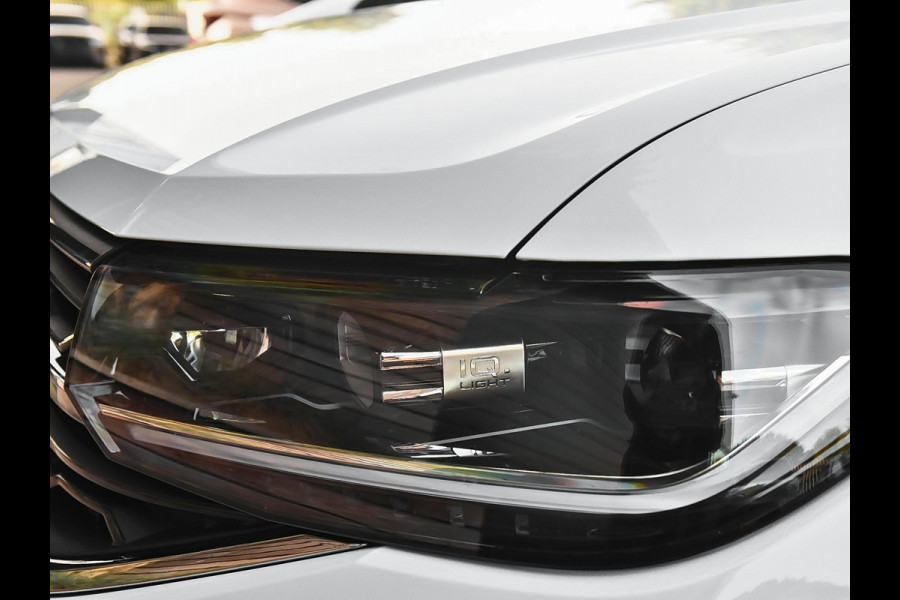 Volkswagen T-Cross 1.5 TSI R-Line Camera Navi Trekhaak Carplay