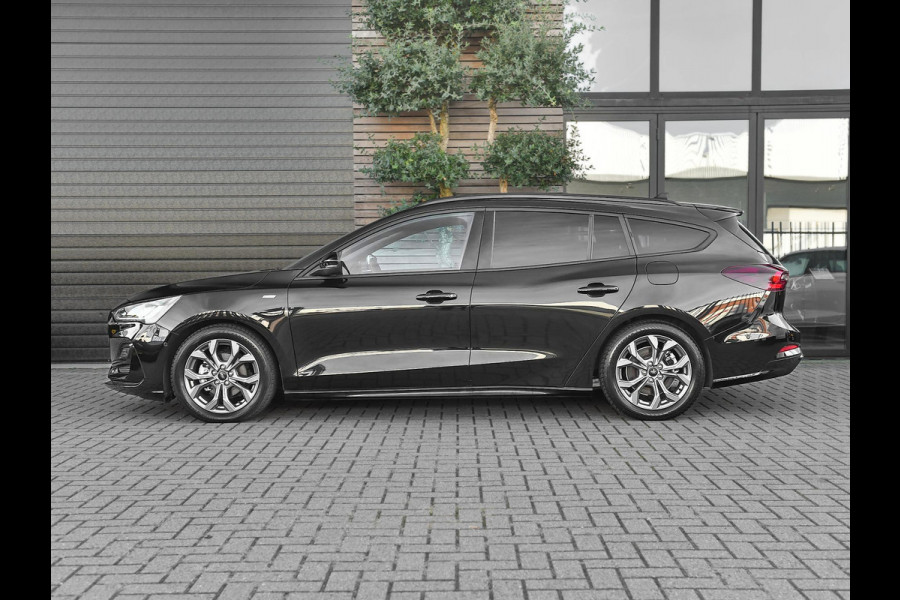Ford FOCUS Wagon 1.0 EcoBoost Hybrid ST Line Trekhaak ACC Navi Camera Head up