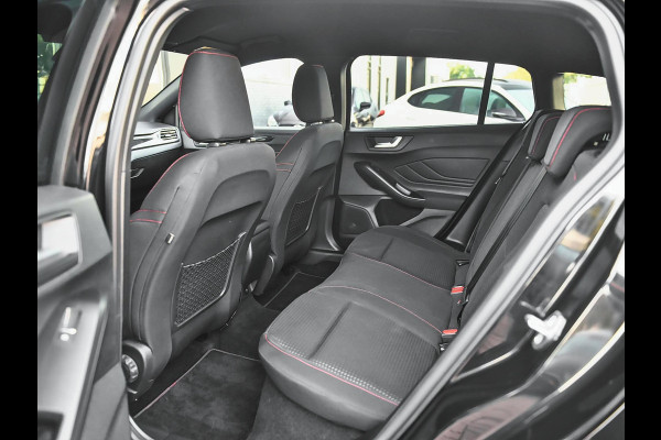 Ford FOCUS Wagon 1.0 EcoBoost Hybrid ST Line Trekhaak ACC Navi Camera Head up