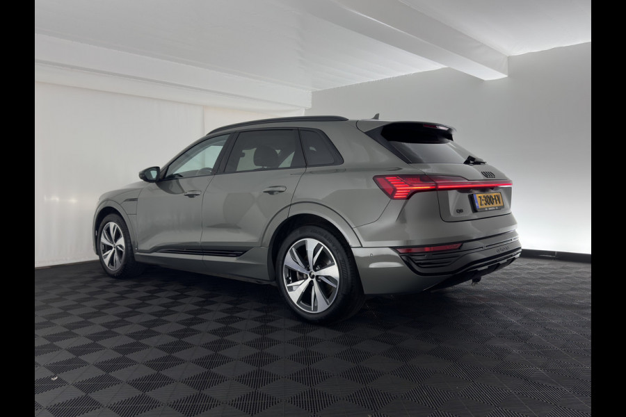 Audi Q8 e-tron 50 quattro Advanced Edition 95 kWh [3-Fase-22kW] {SoH-99%} (INCL-BTW)  Aut. *LEATHER | FULL-LED | MEMORY-PACK | ADAPTIVE-CRUISE | CAMERA | PRIVACY-GLASS | DIGI-COCKPIT | SHIFTPADDLES | DAB | AMBIENTLIGHT | TOWBAR | 20''ALU*
