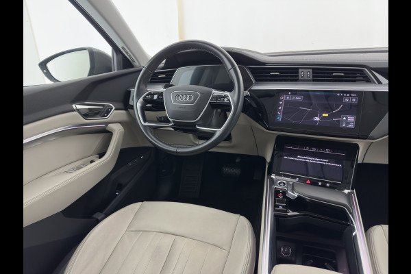 Audi Q8 e-tron 50 quattro Advanced Edition 95 kWh [3-Fase-22kW] {SoH-99%} (INCL-BTW)  Aut. *LEATHER | FULL-LED | MEMORY-PACK | ADAPTIVE-CRUISE | CAMERA | PRIVACY-GLASS | DIGI-COCKPIT | SHIFTPADDLES | DAB | AMBIENTLIGHT | TOWBAR | 20''ALU*