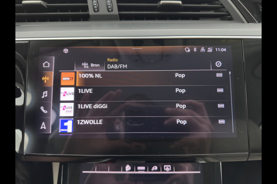 Audi Q8 e-tron 50 quattro Advanced Edition 95 kWh [3-Fase-22kW] {SoH-99%} (INCL-BTW)  Aut. *LEATHER | FULL-LED | MEMORY-PACK | ADAPTIVE-CRUISE | CAMERA | PRIVACY-GLASS | DIGI-COCKPIT | SHIFTPADDLES | DAB | AMBIENTLIGHT | TOWBAR | 20''ALU*