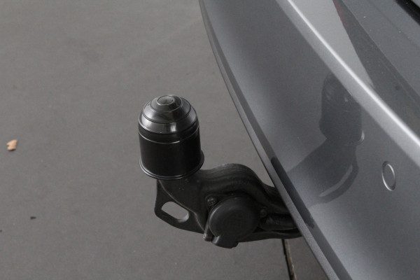 Škoda Octavia Combi 1.5 TSI Business Edition > Camera/Trekhaak/Winterpakket/ Graphite Grey