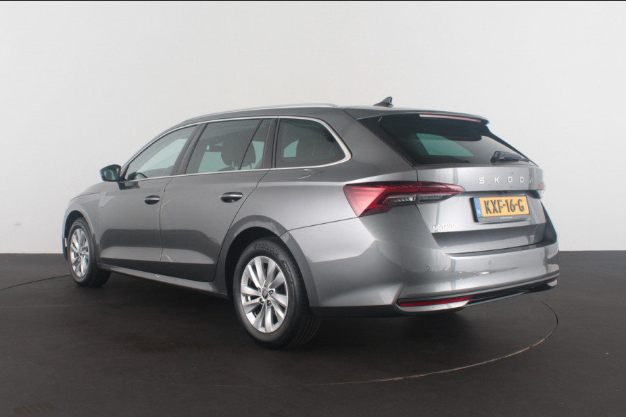 Škoda Octavia Combi 1.5 TSI Business Edition > Camera/Trekhaak/Winterpakket/ Graphite Grey
