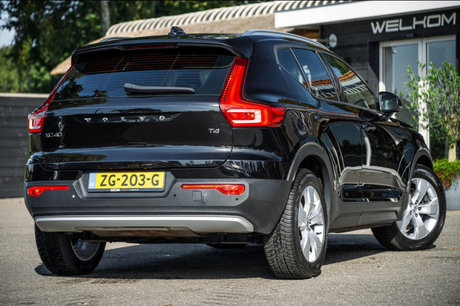 Volvo XC40 2.0 T4 Momentum Pro I Camera I apple android I zeer netjes I trekhaak I