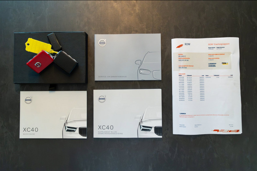 Volvo XC40 2.0 T4 Momentum Pro I Camera I apple android I zeer netjes I trekhaak I
