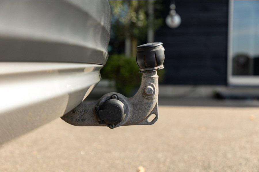 Volvo XC40 2.0 T4 Momentum Pro I Camera I apple android I zeer netjes I trekhaak I