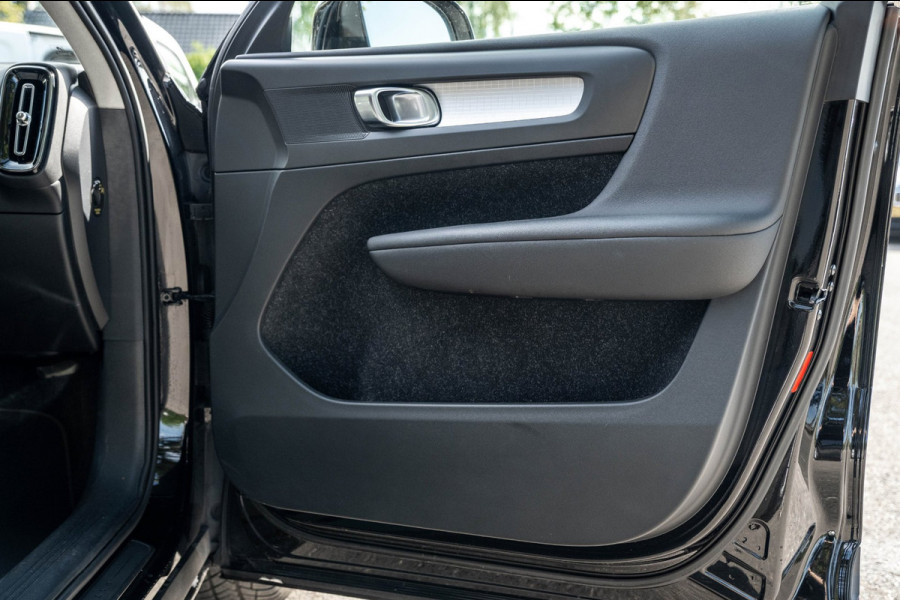 Volvo XC40 2.0 T4 Momentum Pro I Camera I apple android I zeer netjes I trekhaak I