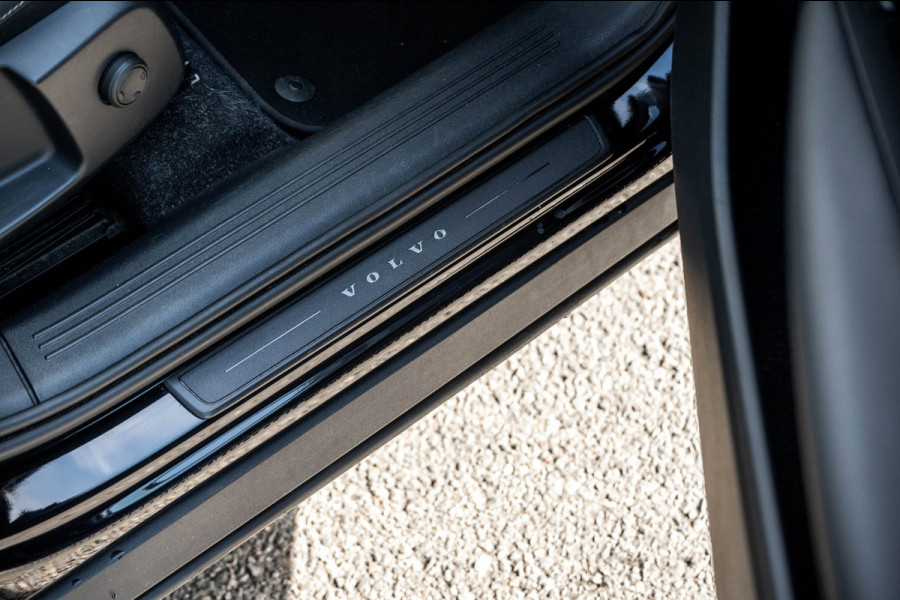 Volvo XC40 2.0 T4 Momentum Pro I Camera I apple android I zeer netjes I trekhaak I