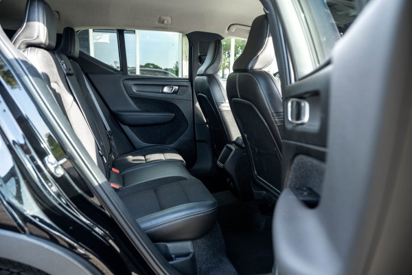 Volvo XC40 2.0 T4 Momentum Pro I Camera I apple android I zeer netjes I trekhaak I