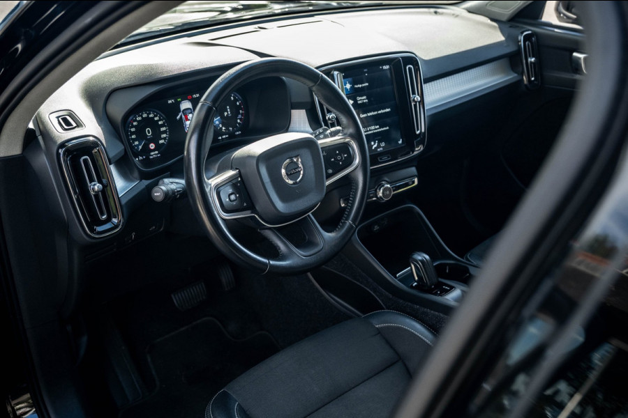 Volvo XC40 2.0 T4 Momentum Pro I Camera I apple android I zeer netjes I trekhaak I