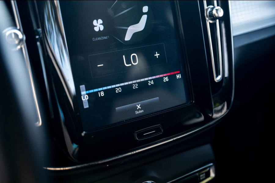 Volvo XC40 2.0 T4 Momentum Pro I Camera I apple android I zeer netjes I trekhaak I